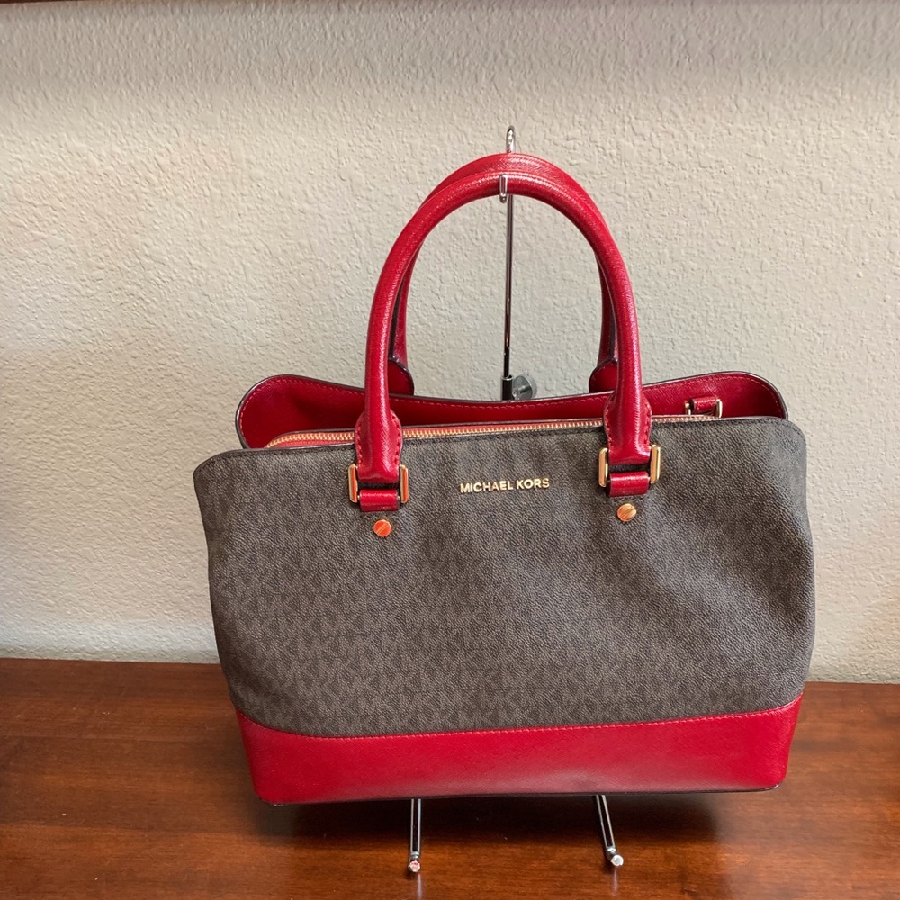 NWT Michael Kors Savannah Satchel